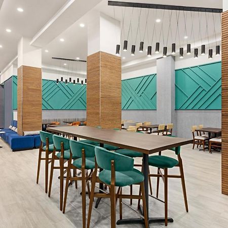 Holiday Inn Lic - Laguardia West, An Ihg Hotel Ню Йорк Екстериор снимка